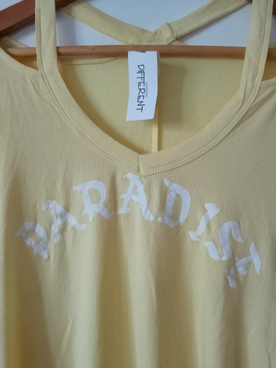 Remera DIFFERENT - imagen 2