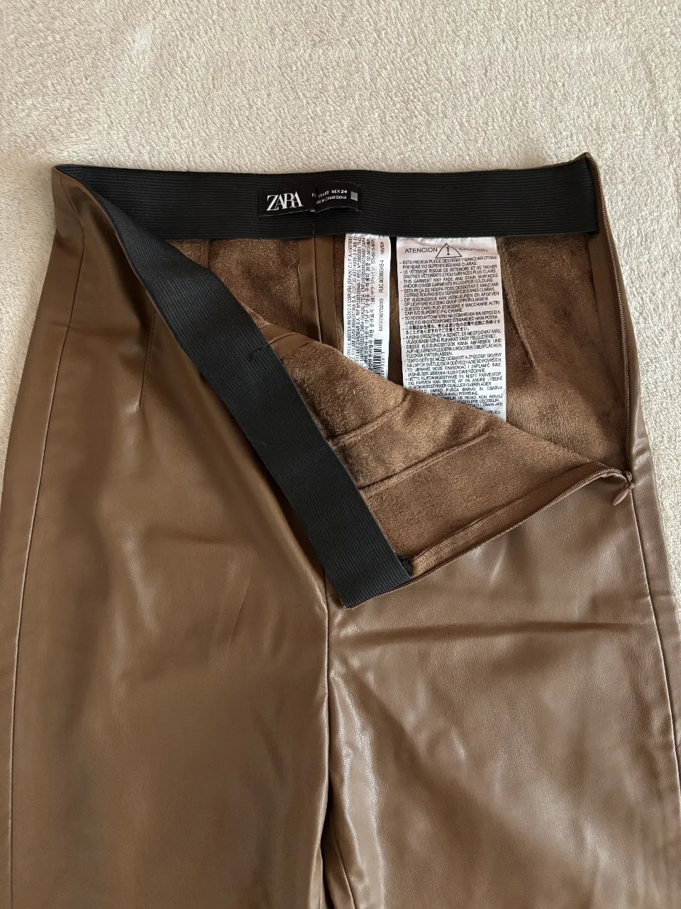 Pantalón Zara - imagen 4