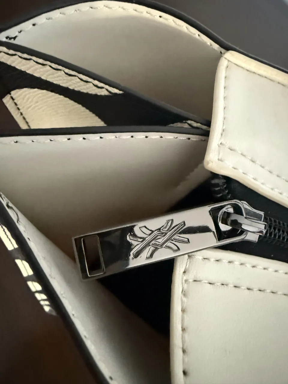 Cartera Benetton - imagen 3