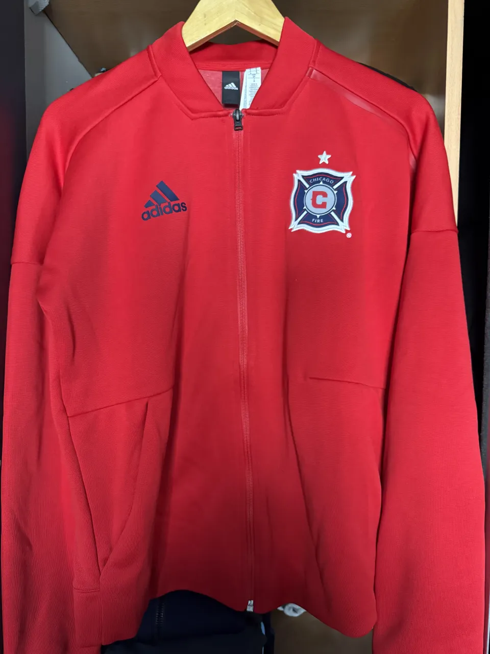 Buzo adidas - imagen 1