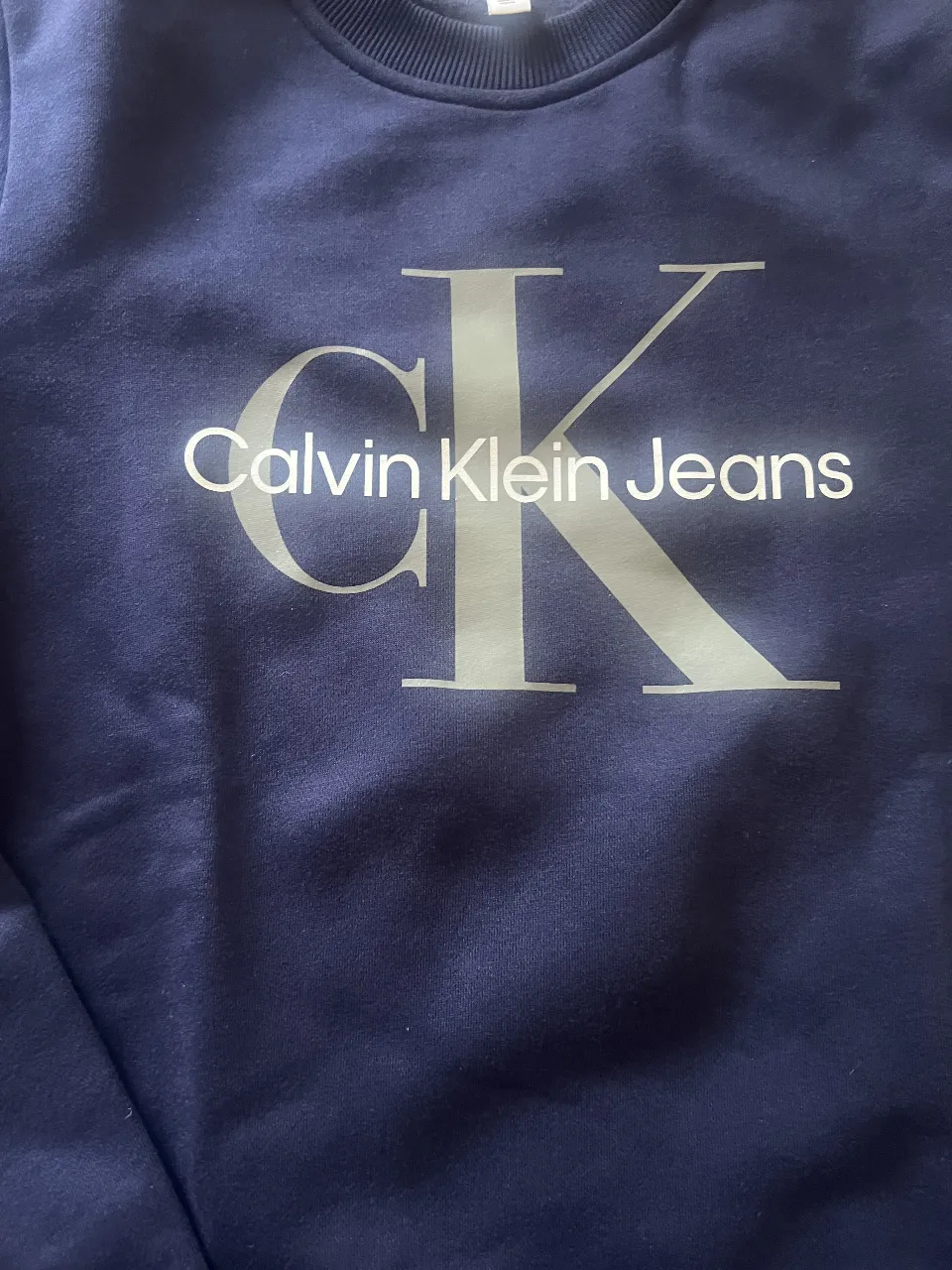 Buzo Calvin Klein - imagen 4