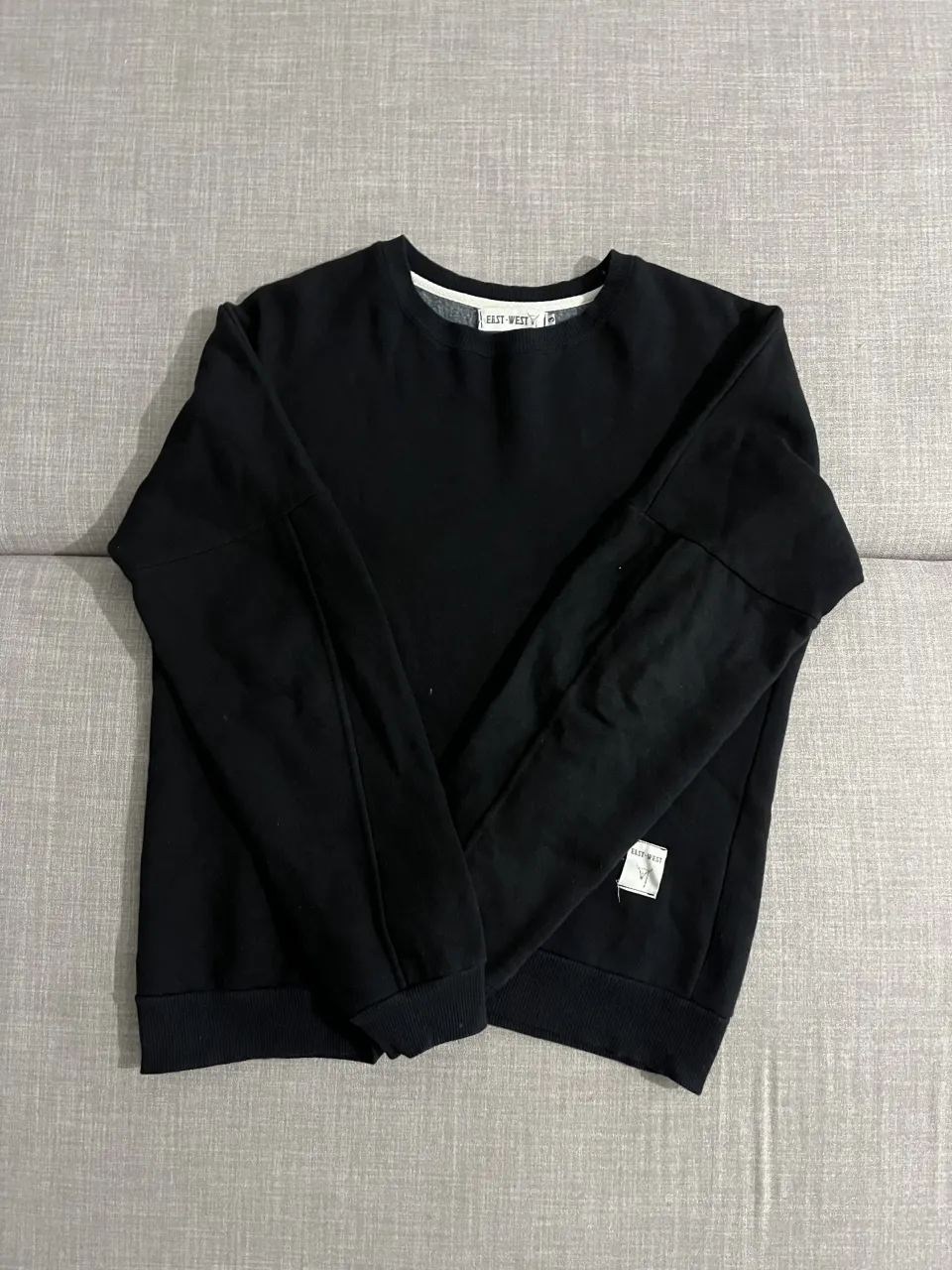 Buzo East west - imagen 1
