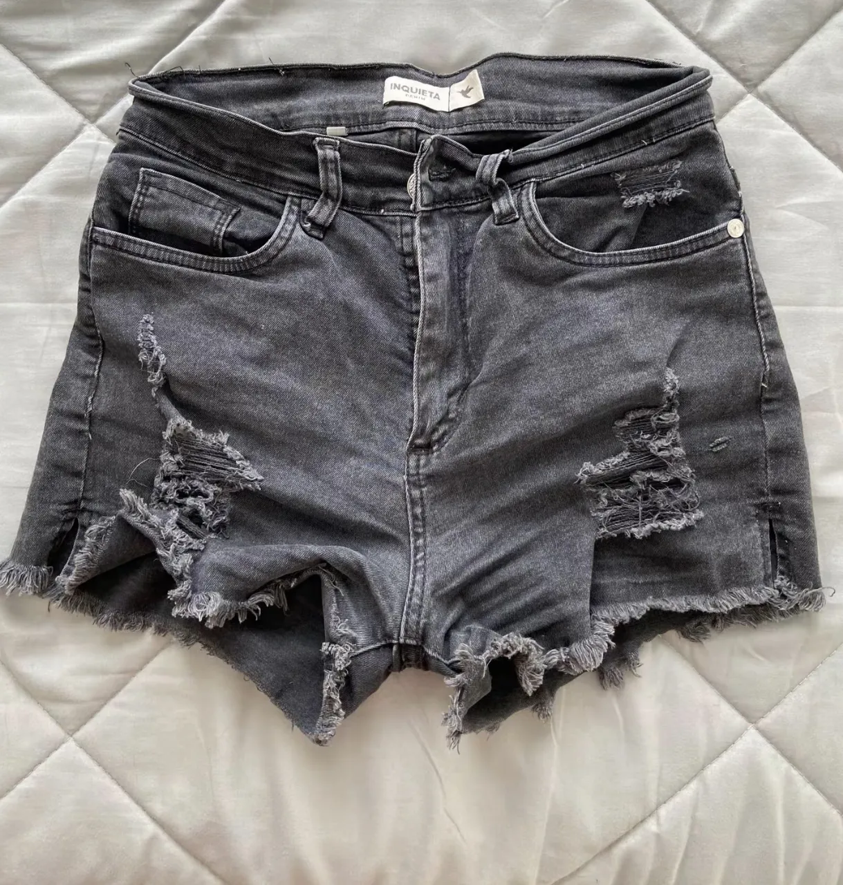 Short Inquieta - imagen 1