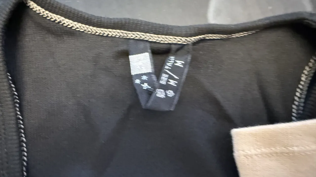 Musculosa Kosiuko miniatura 6
