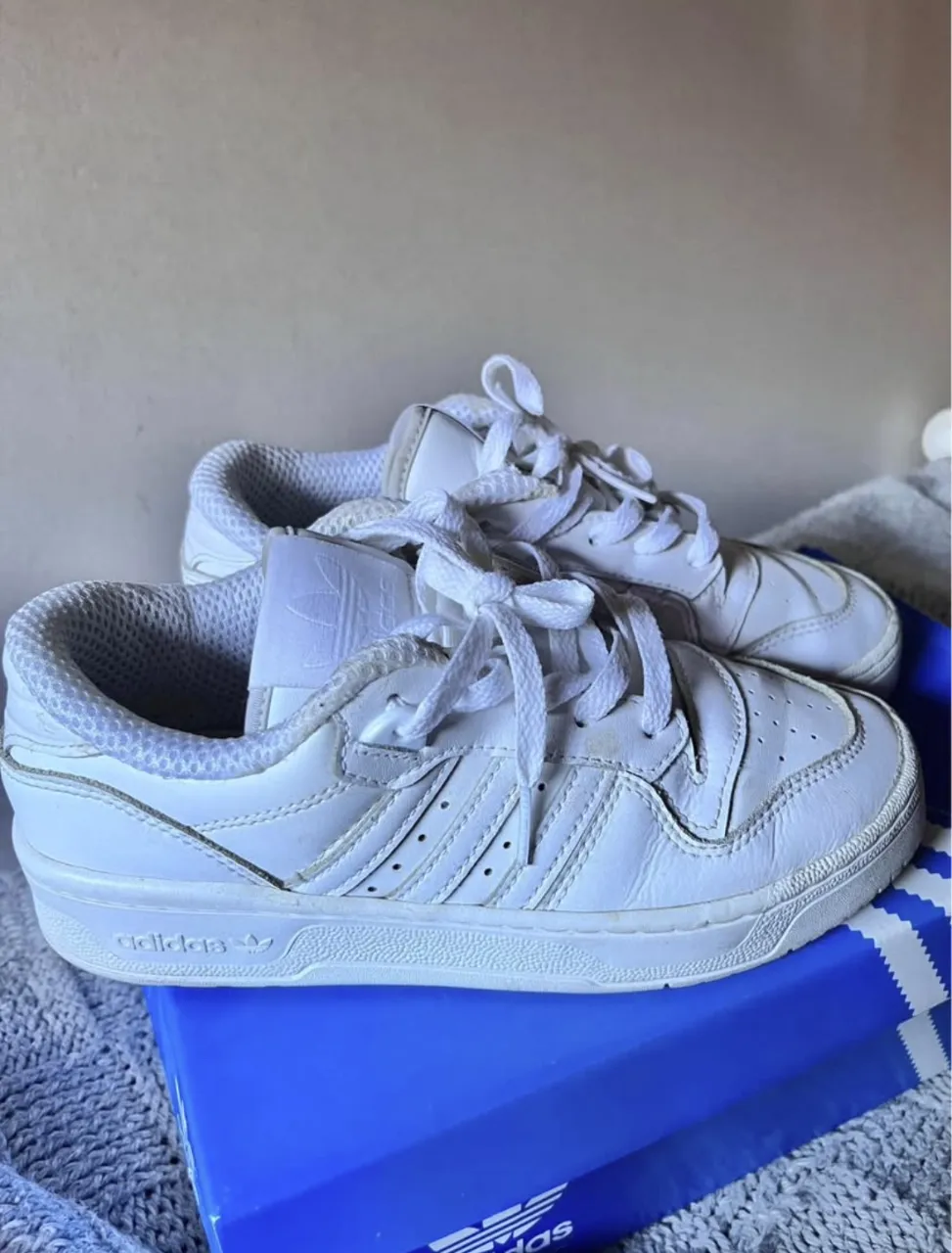 Zapatillas adidas - imagen 2