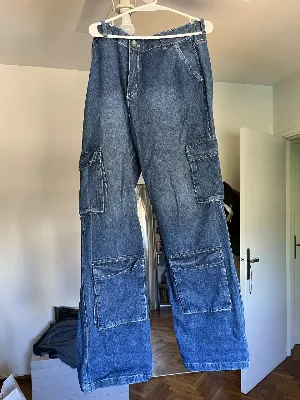 Minom jeans