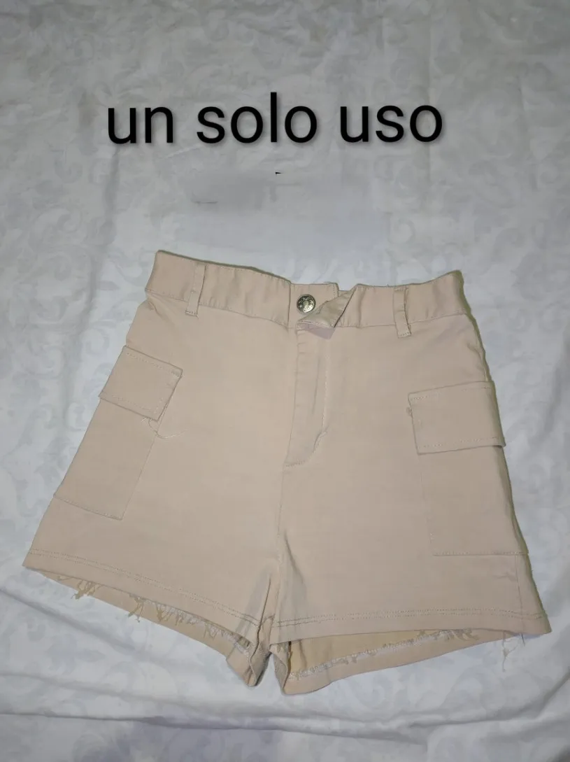 Short Sin marca. - imagen 1