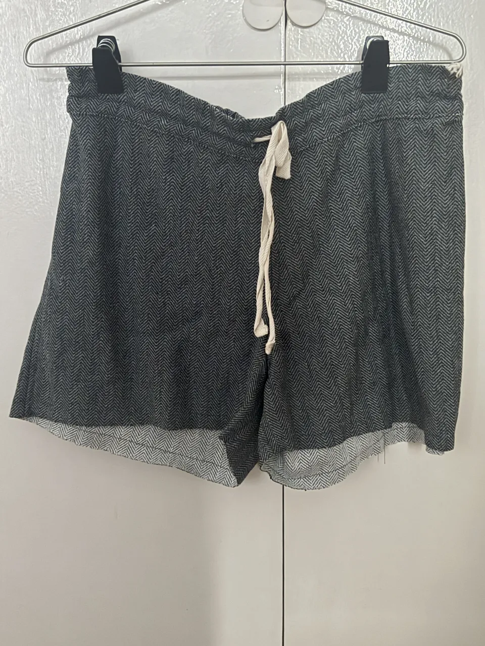 Short A ≠ - imagen 1