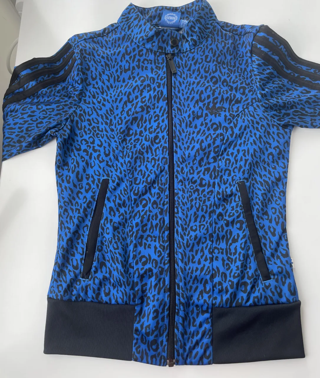 Buzo adidas - imagen 1