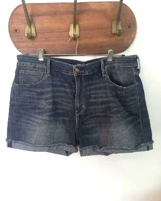 Levi's