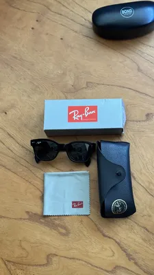Ray-Ban