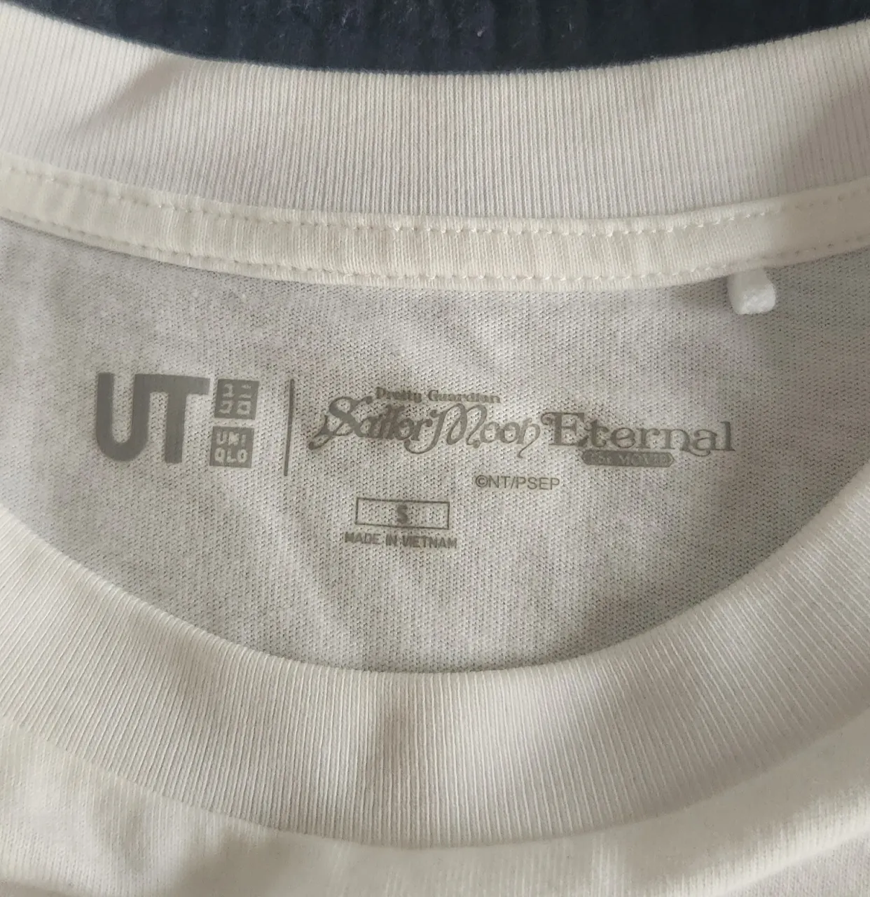 Remera Uniqlo - imagen 3