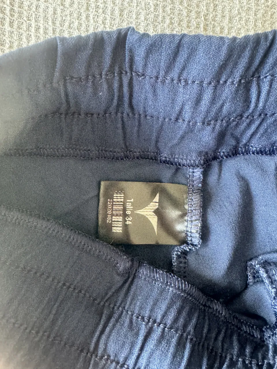 Pantalón A ≠ - Vista 3