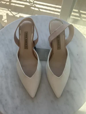 Zara Basic