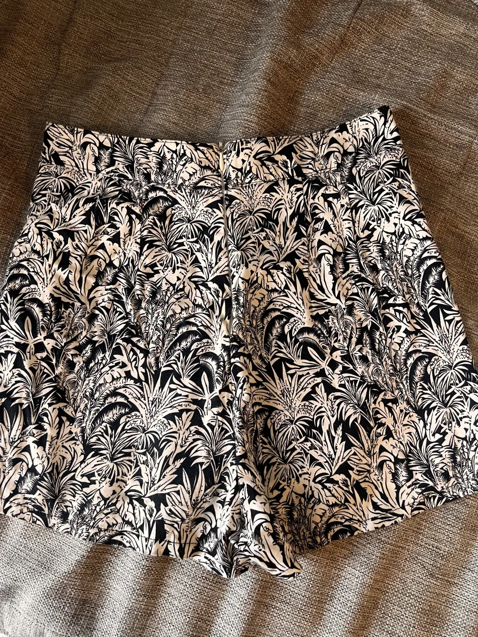 Short Sin marca. - imagen 2