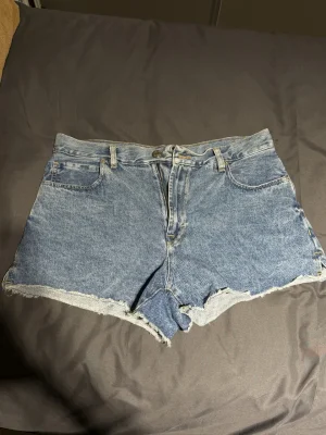 KOSIUKO DENIM