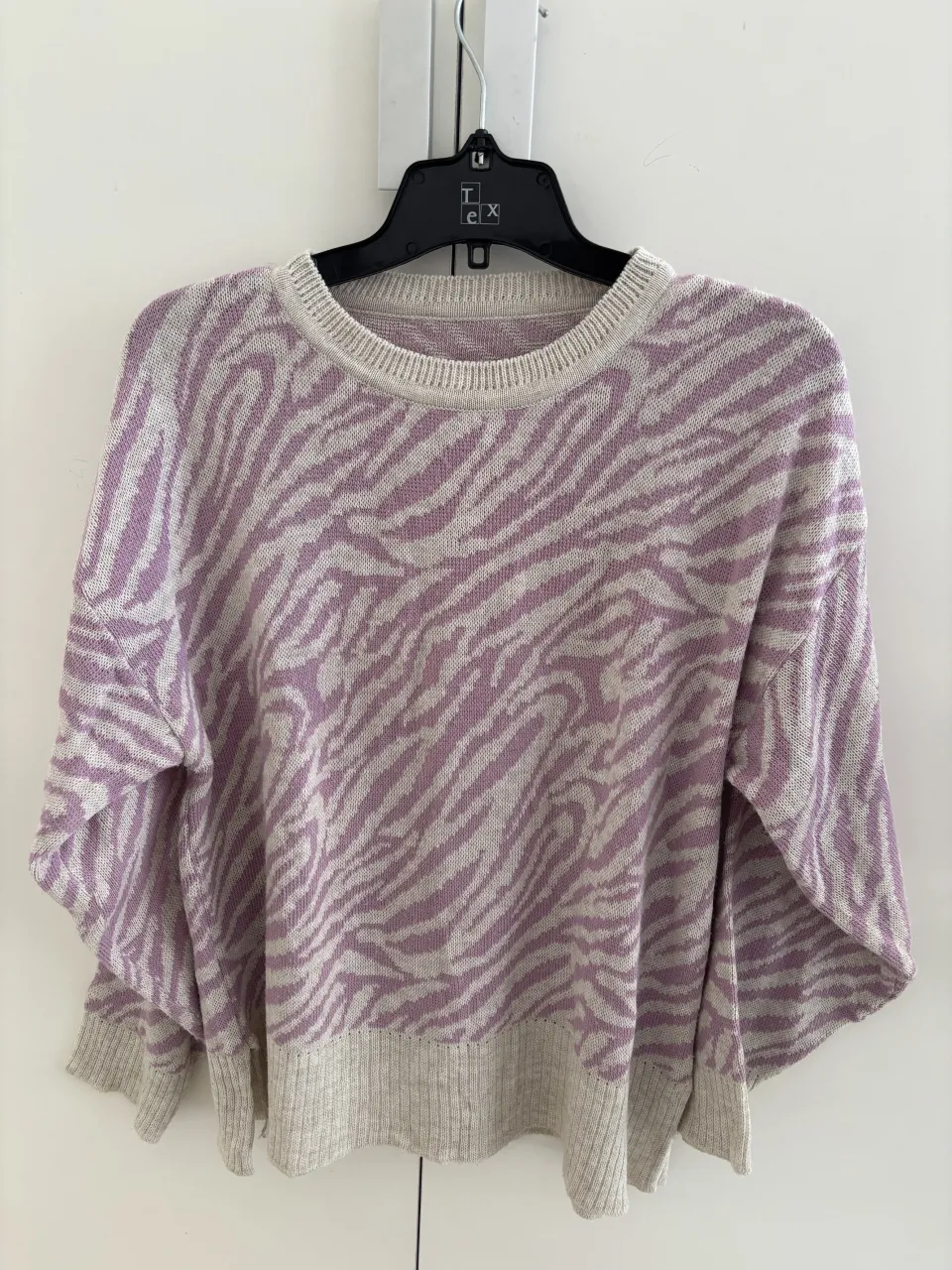 Sweater Sin marca.