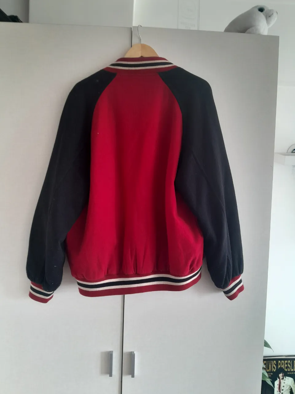 Campera Underwood - imagen 3