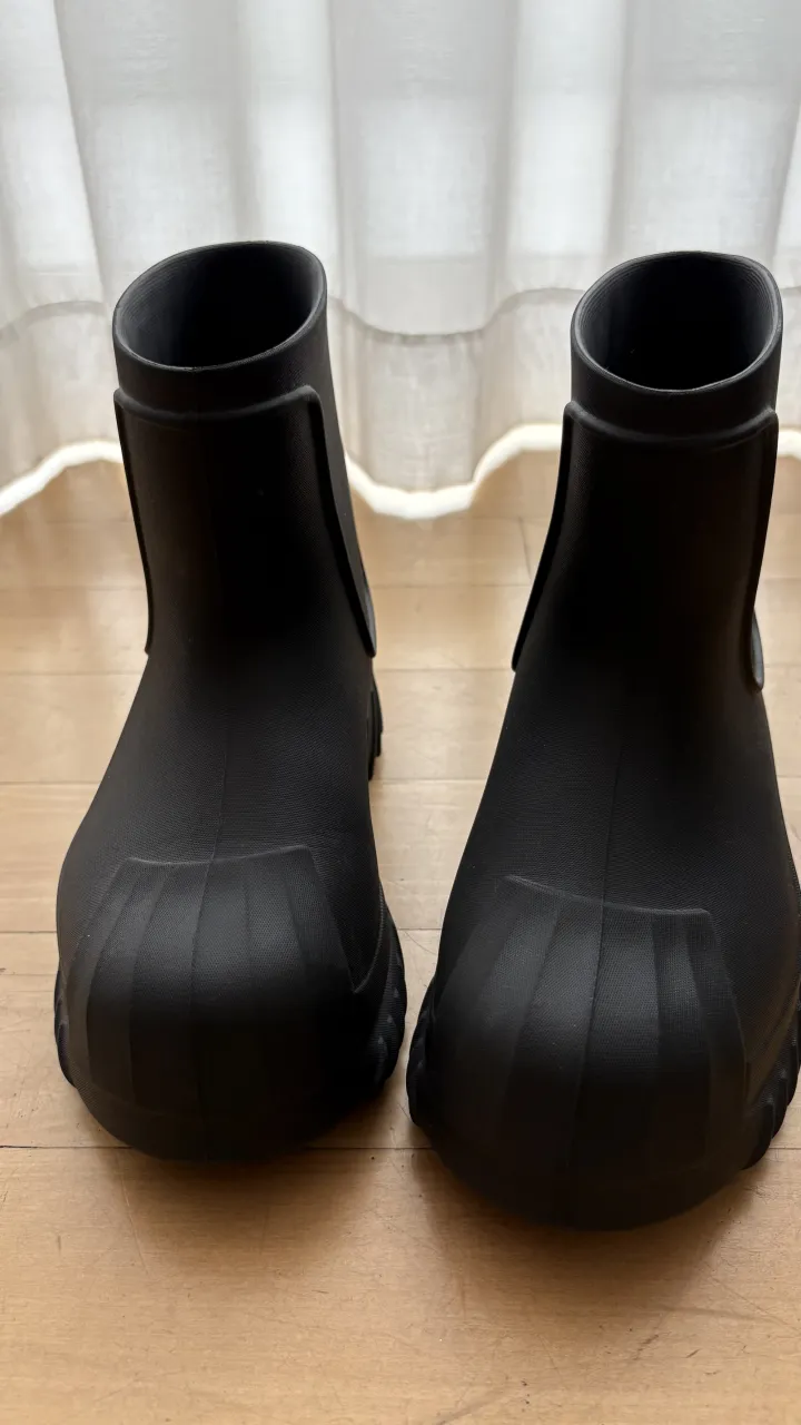Botas adidas miniatura 5