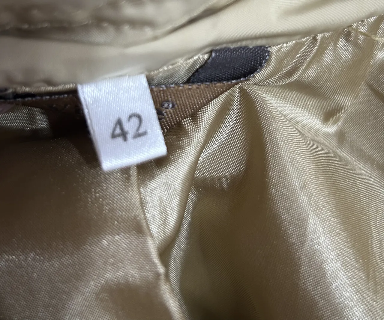 Impermeable Vitrine - imagen 7
