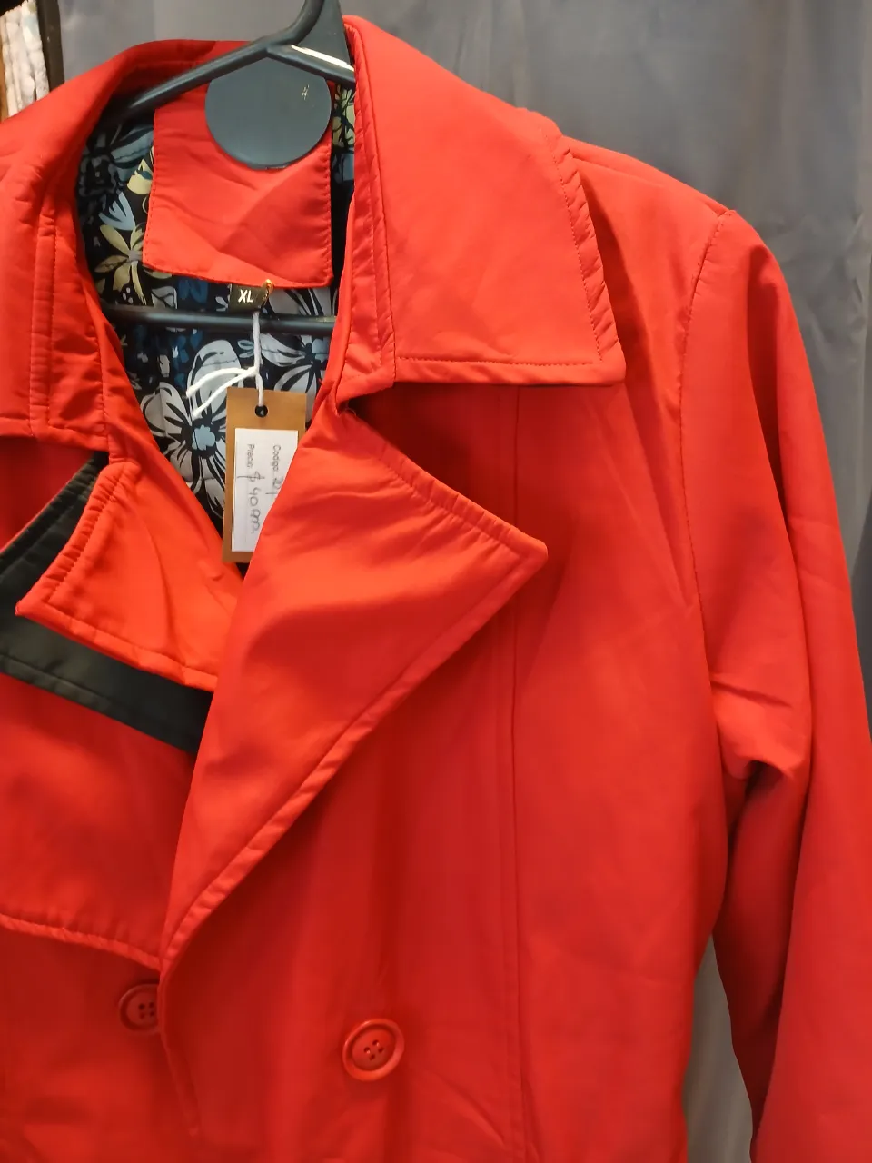 Campera A ≠ - imagen 2
