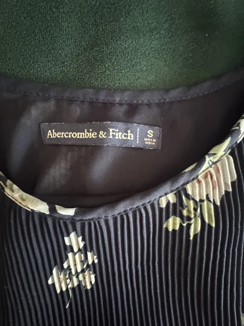 Top Abercrombie & Fitch - imagen 2