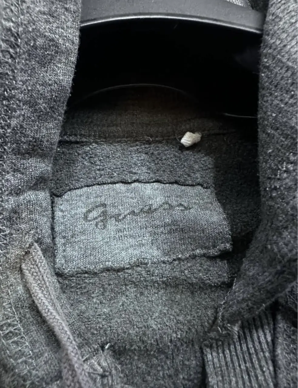 Buzo GUESS - imagen 3