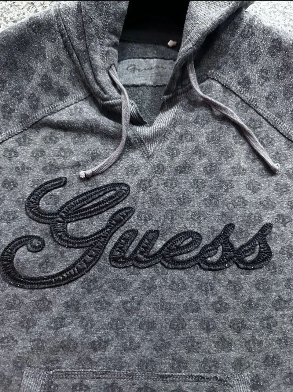 Buzo GUESS - imagen 5
