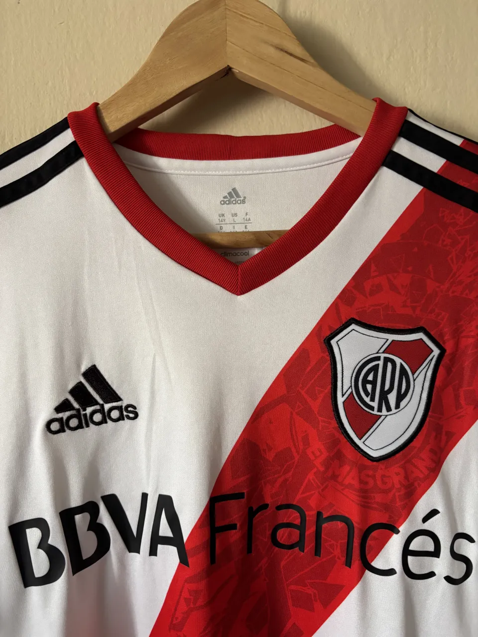 Camiseta adidas - imagen 4