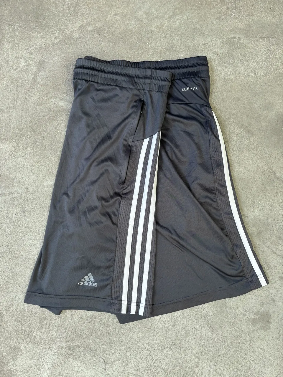 Short adidas
