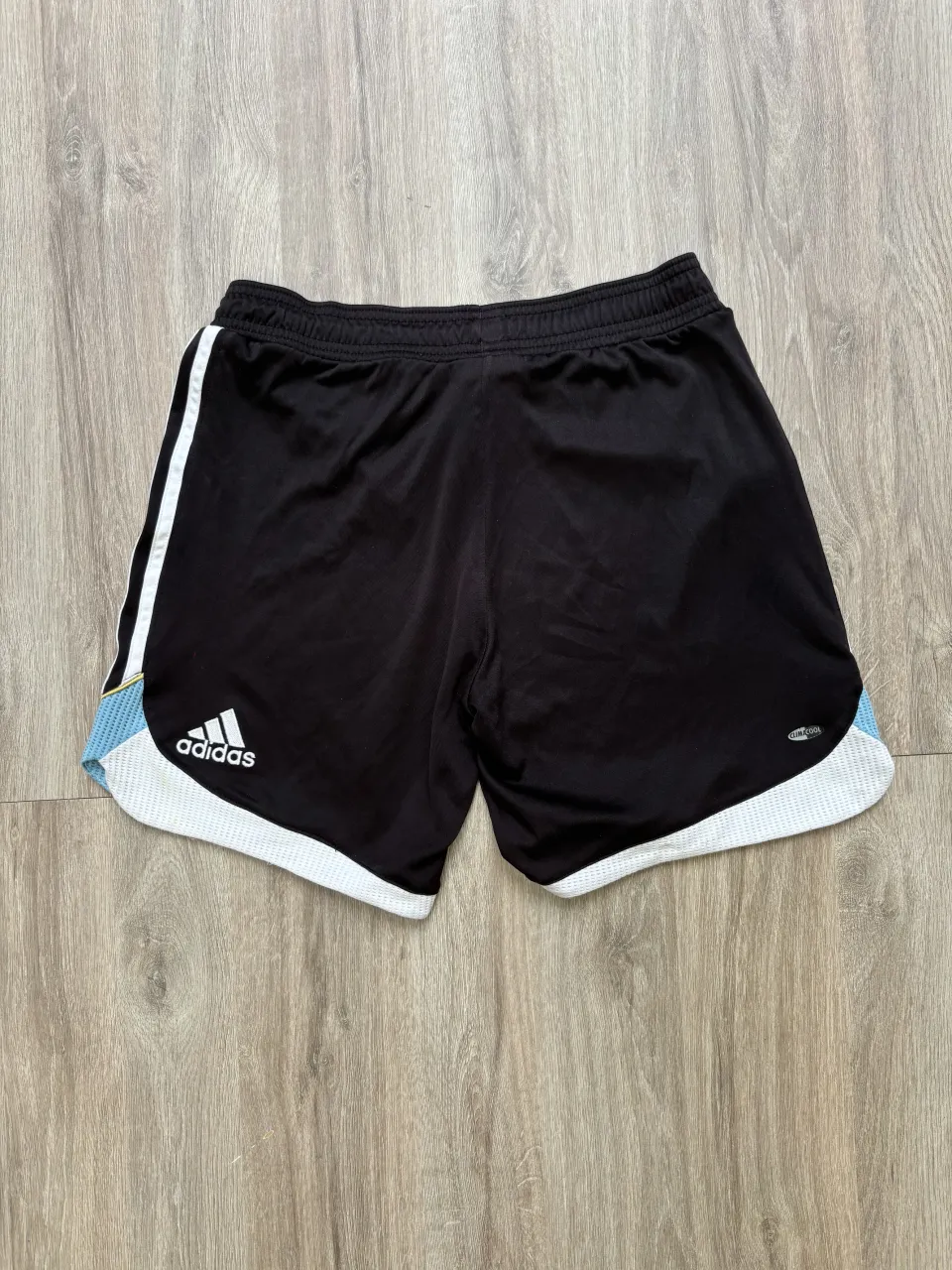 Short adidas - imagen 3