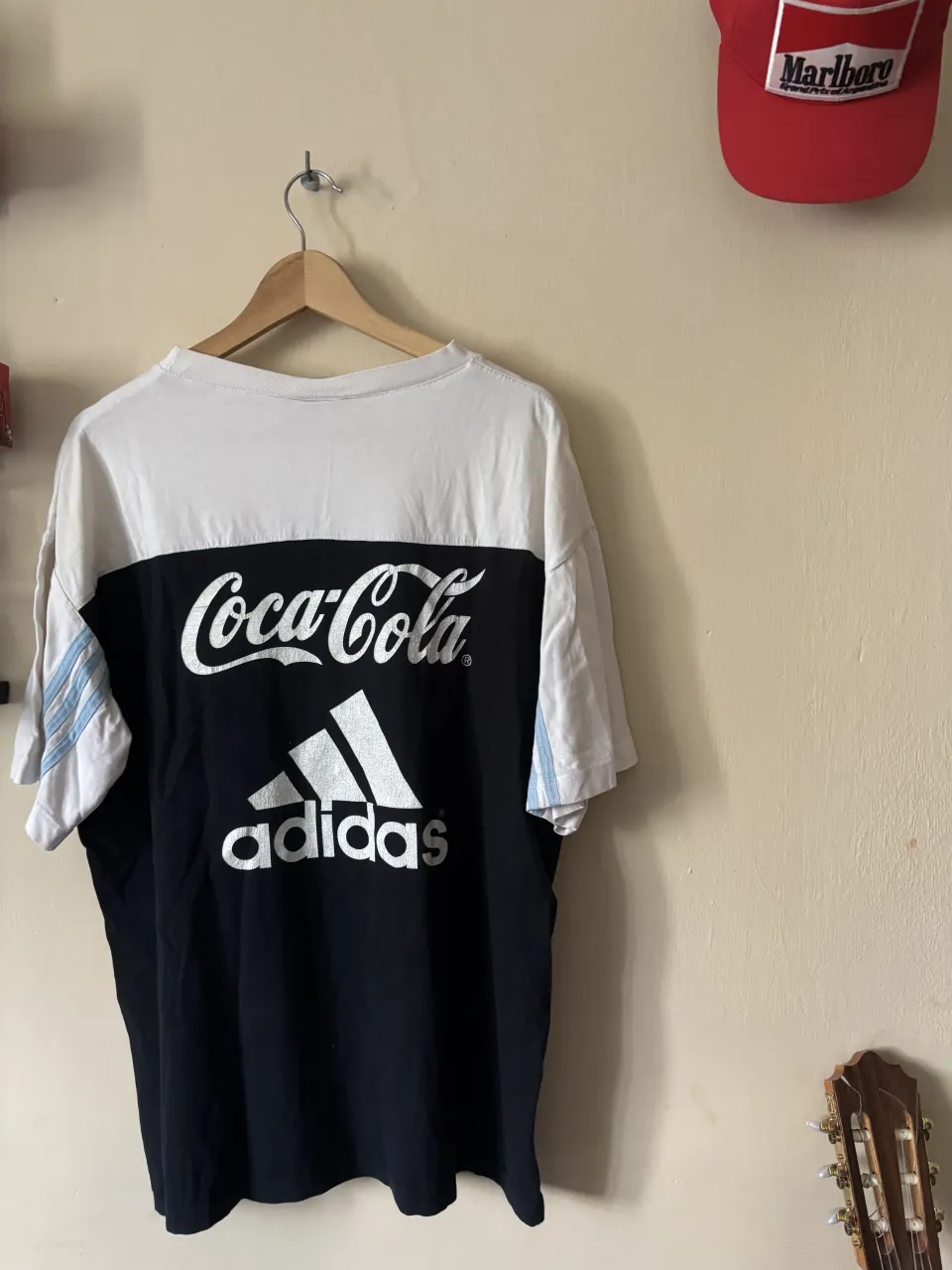 Remera de entrenamiento AFA 1998 original, muy bien conservada apesar de sus +25 años. Autentica pieza para coleccionistas. El que sabe sabe 