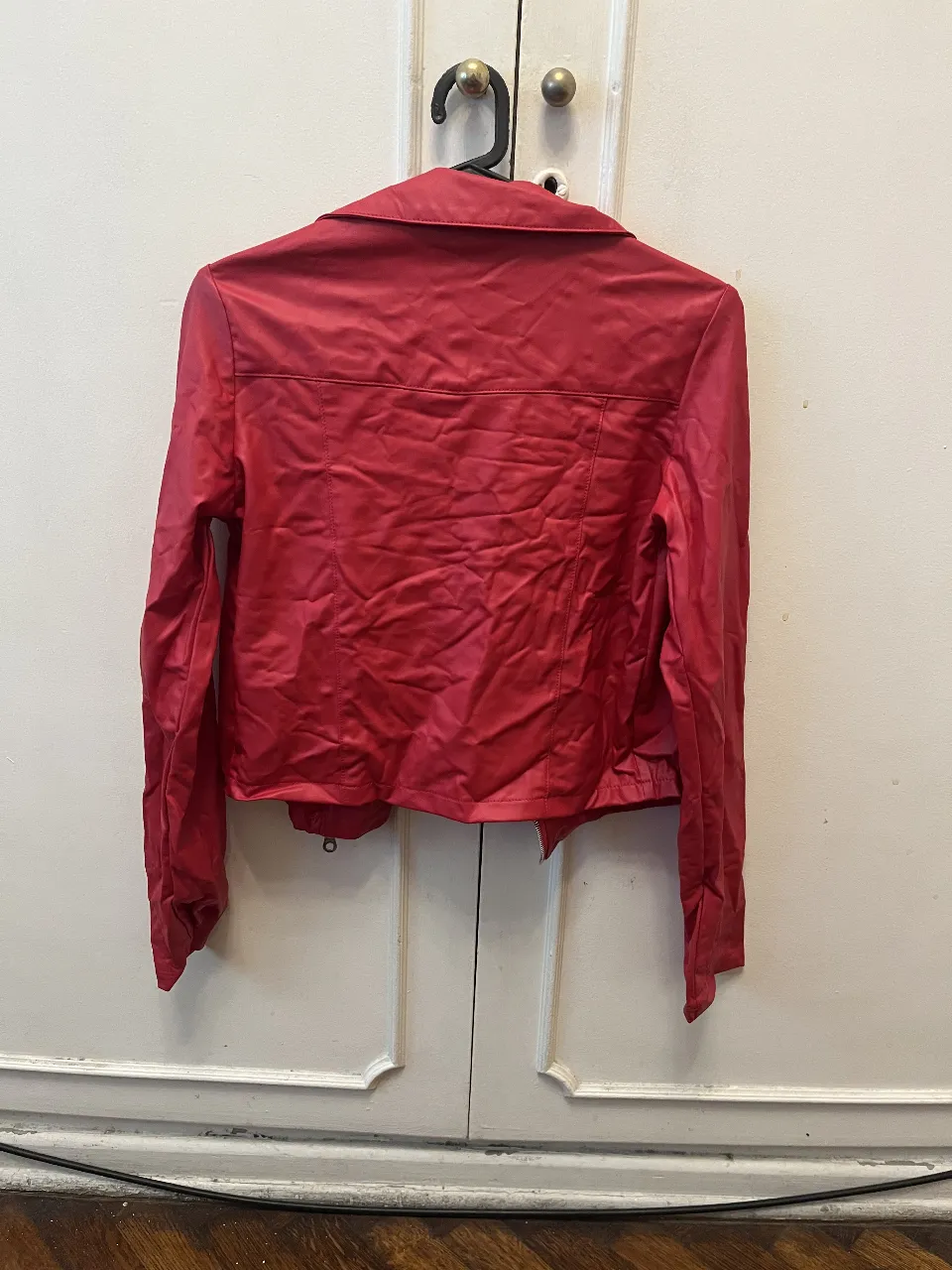 Campera No tiene miniatura 2