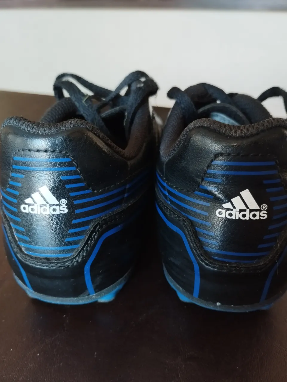 Botín de fútbol adidas - imagen 2