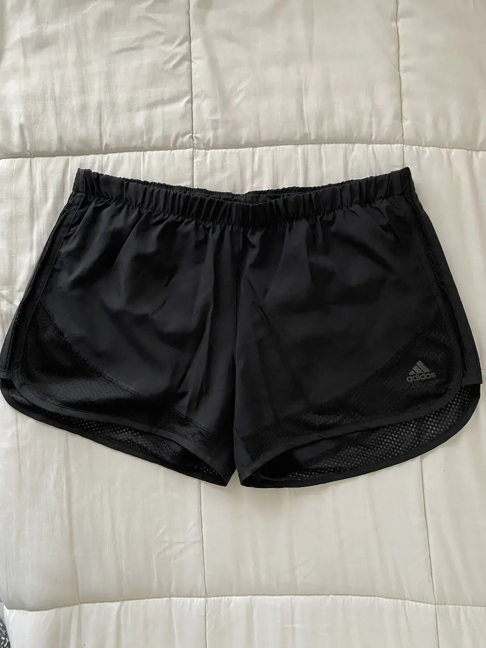 Short adidas - imagen 1