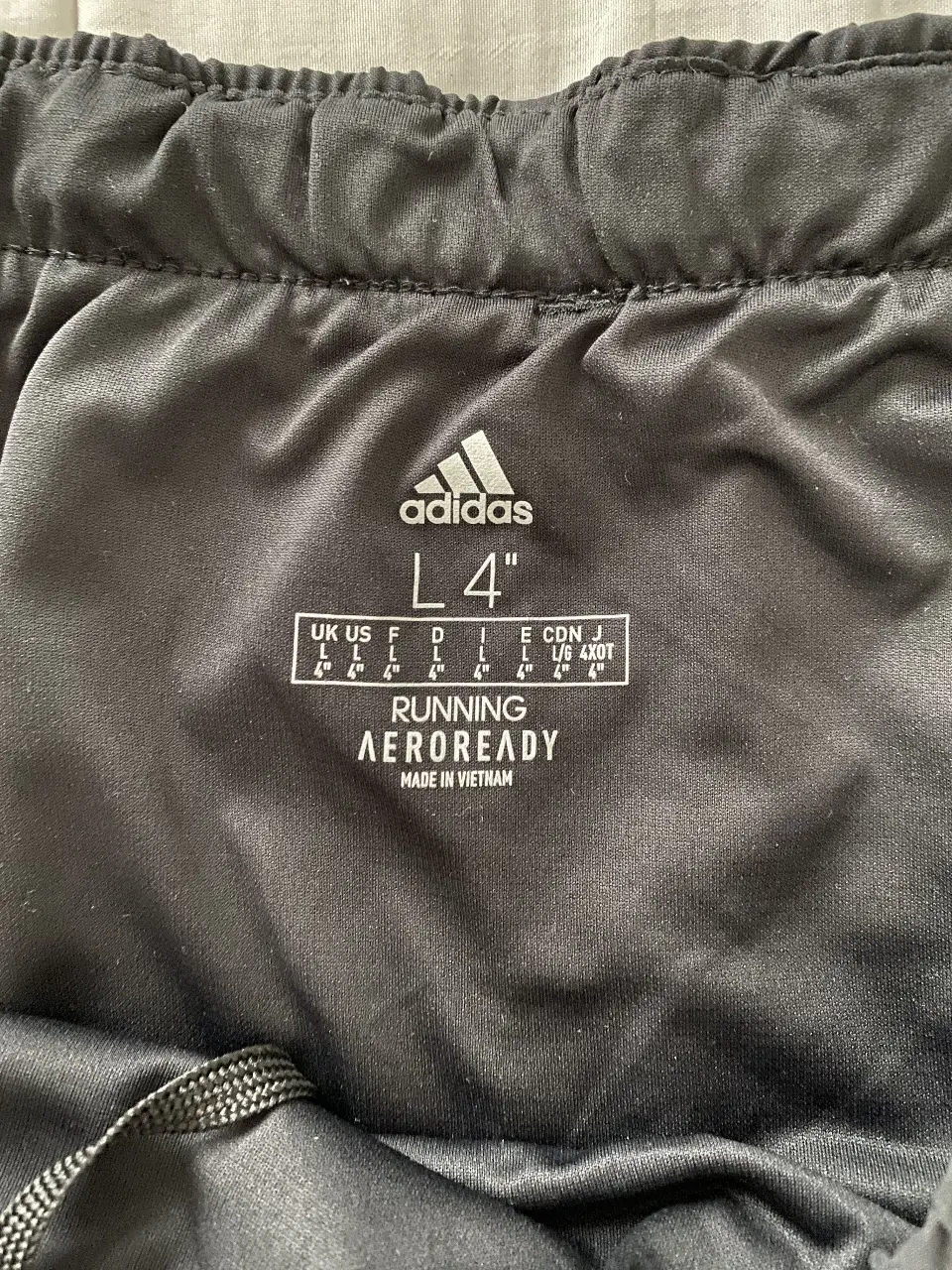 Short adidas - imagen 3