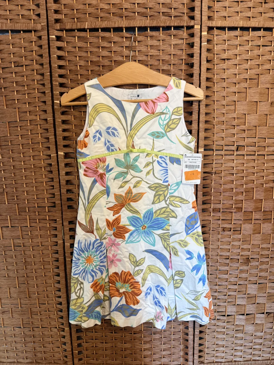 Vestido corto Zara