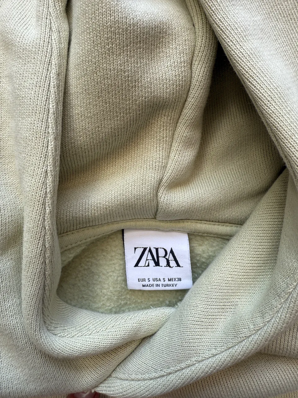 Buzo Zara - Vista 3