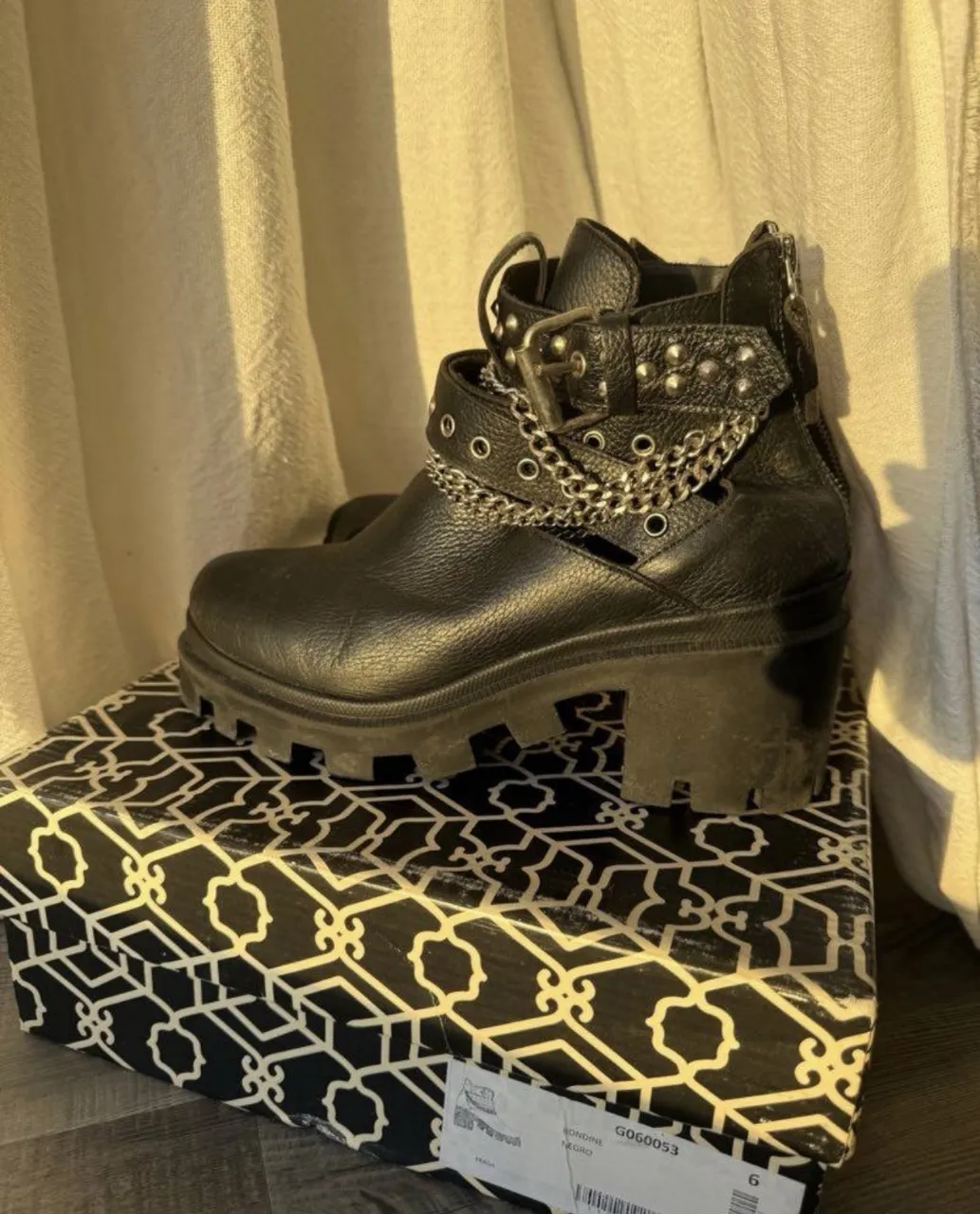 Borcegos Paruolo - Vista 2