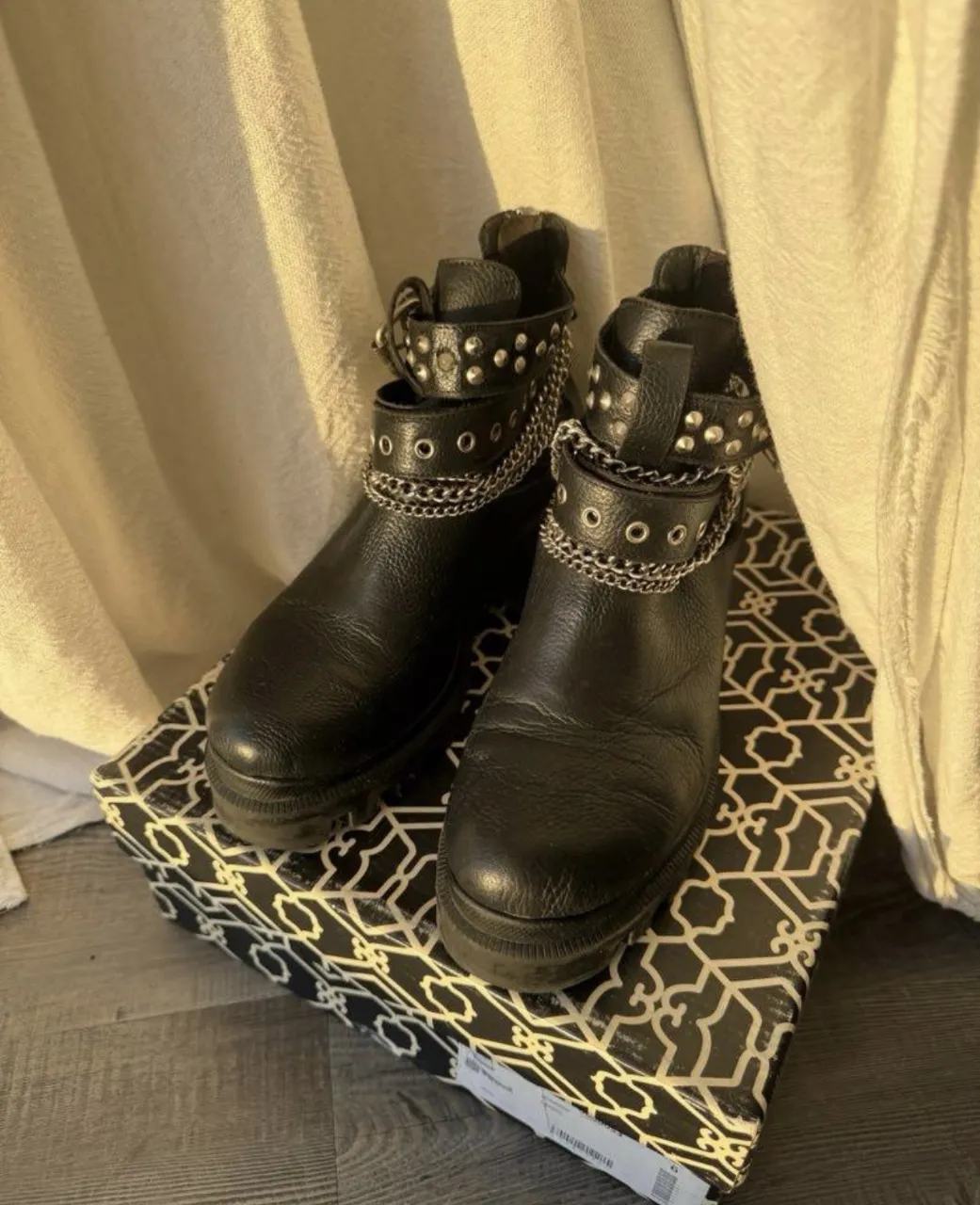 Borcegos Paruolo - Vista 4