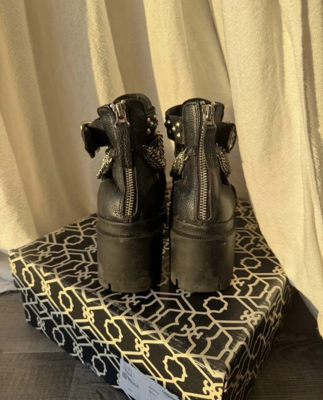 Borcegos Paruolo - Vista 3