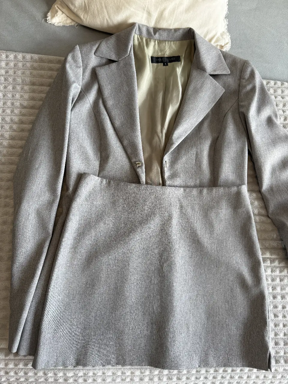 Blazer Ona Saez - imagen 1