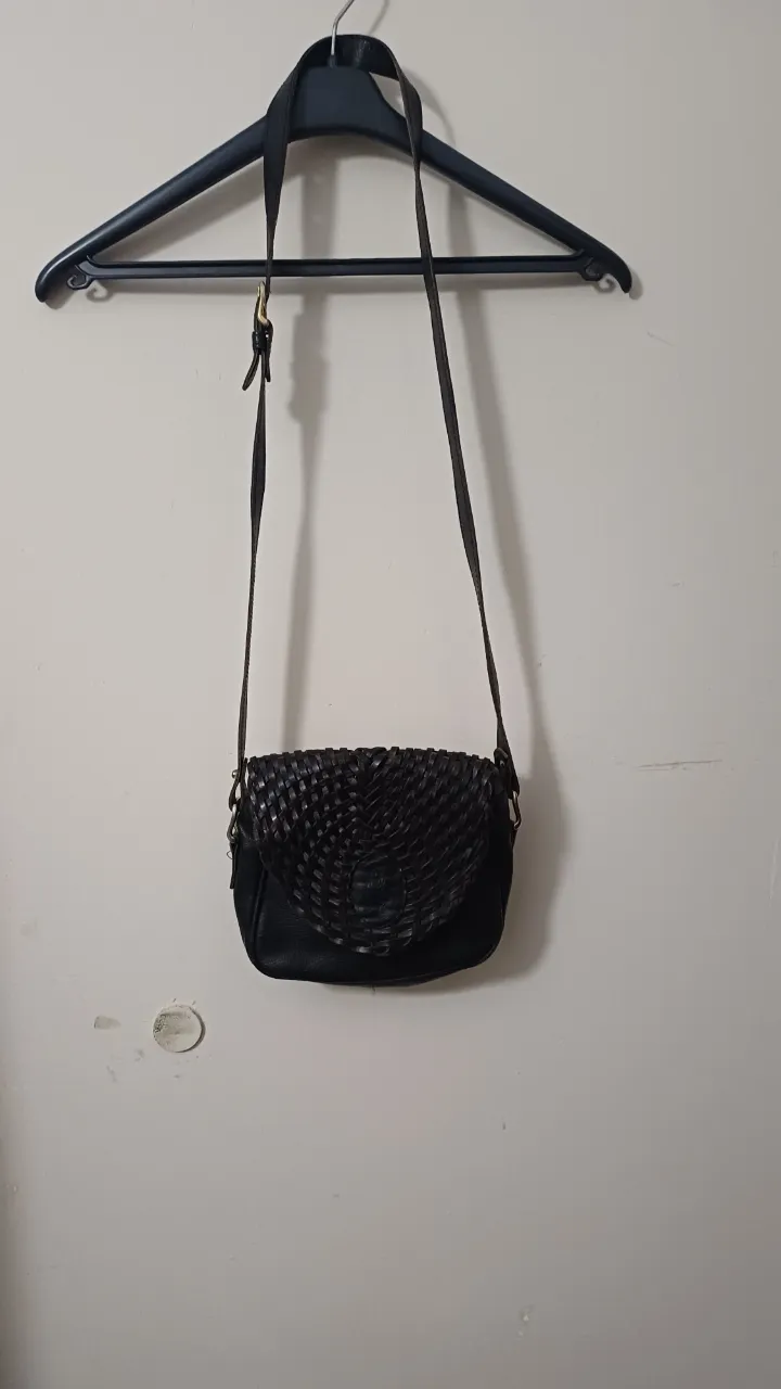 Cartera A ≠ - imagen 1