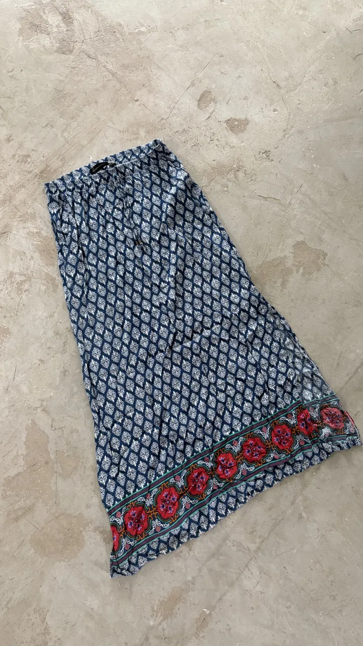 Pollera Cuesta Blanca - imagen 1