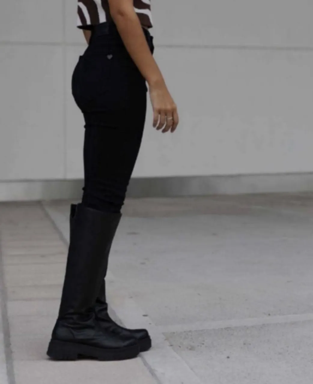 Botas Sin marca. - imagen 2