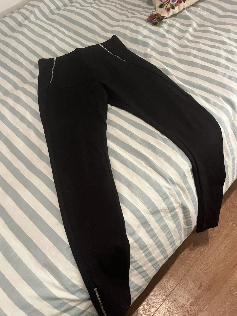 Pantalón Forever 21 - imagen 1