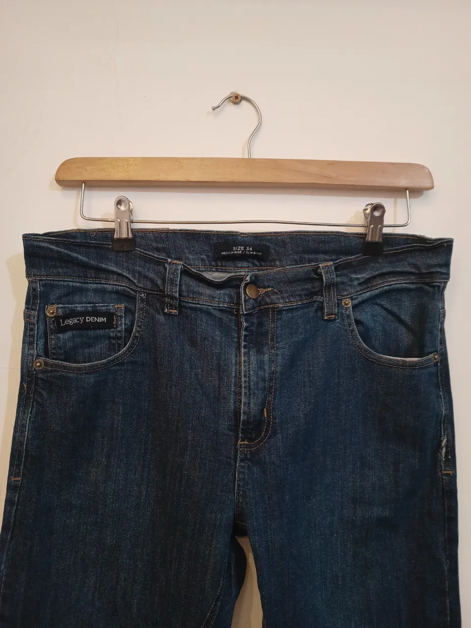 Jean Legacy - imagen 4