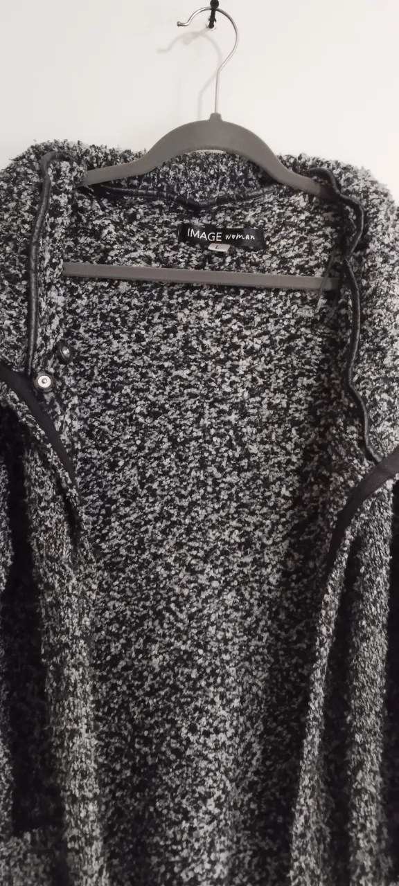 Cardigan Image woman - imagen 4
