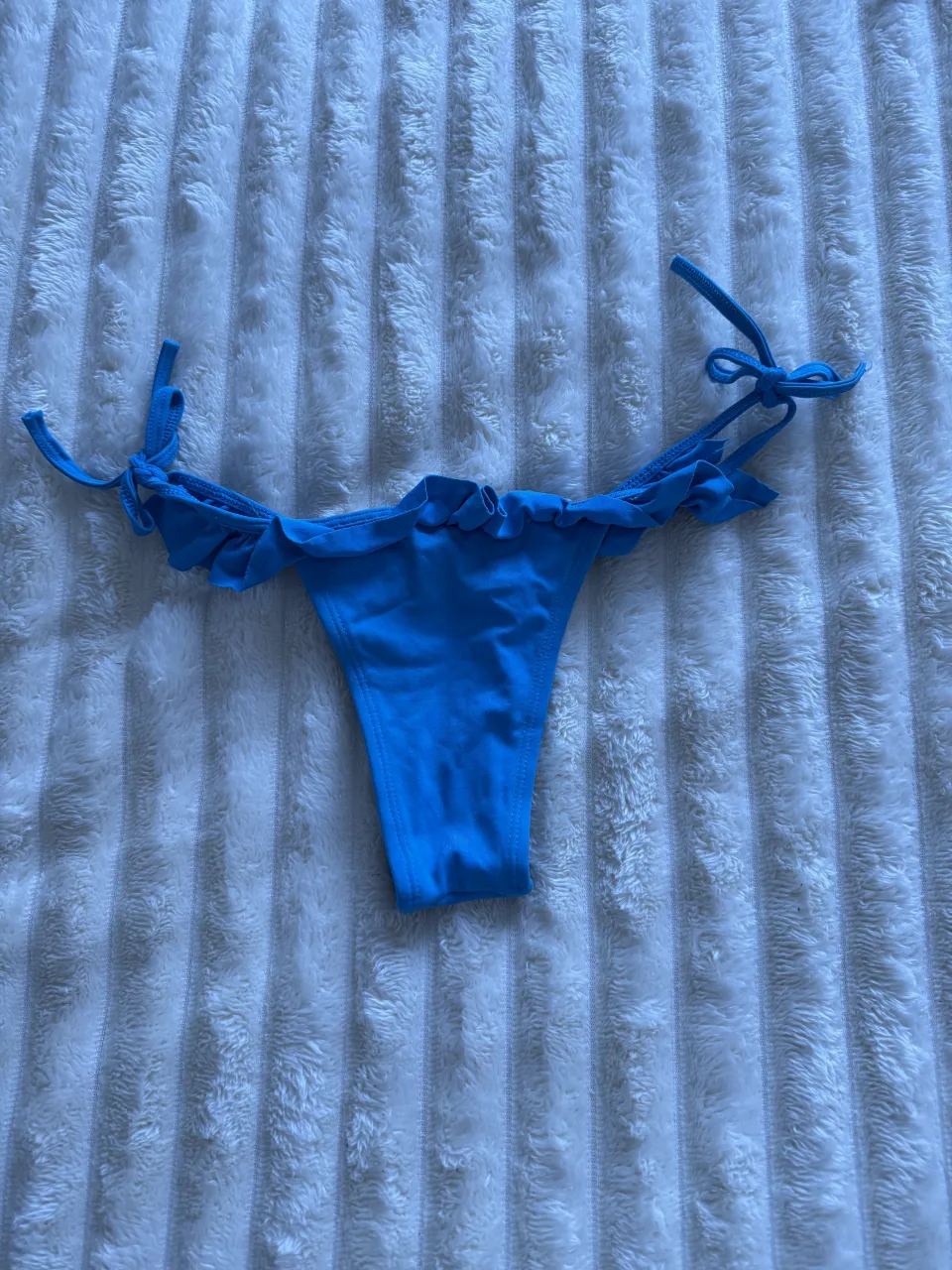 Bikini A.a.a - imagen 2
