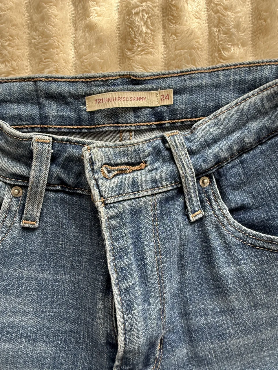 Jean Levi's - imagen 2